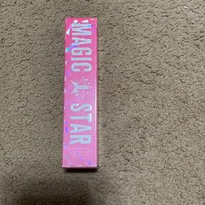 Jeffree Star Concealer